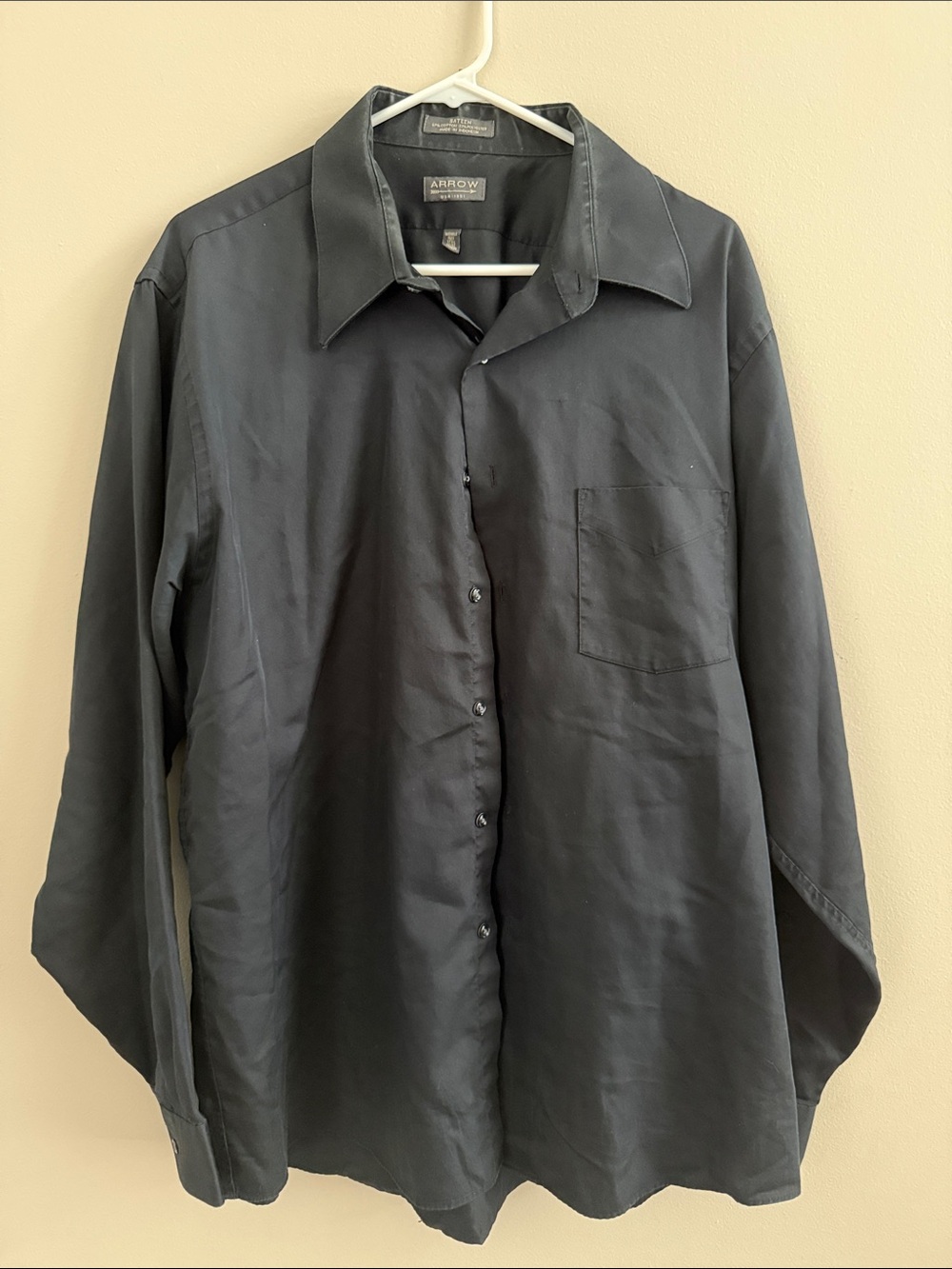 Arrow Men's Black Long-Sleeve Button Shirt